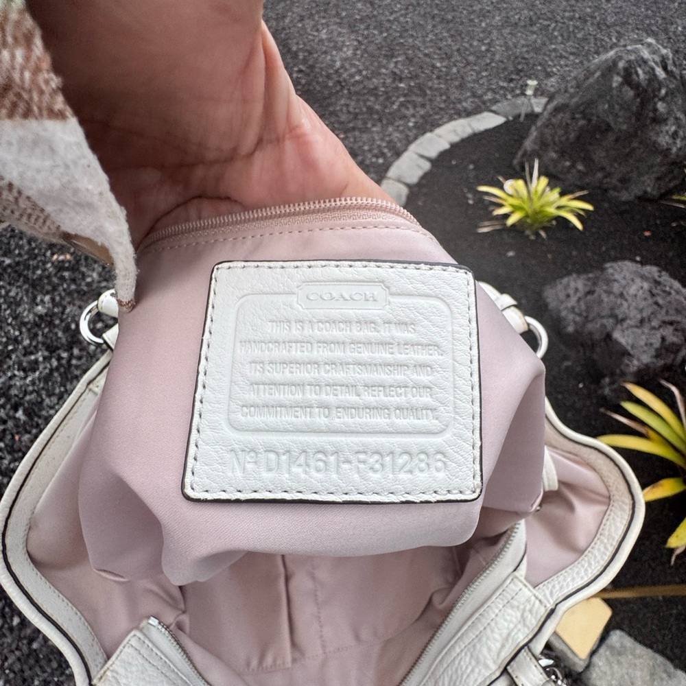 Coach Pebbled Leather Studded Tote Shoulder Bag Ivory F31286 - Picture 9 of 10